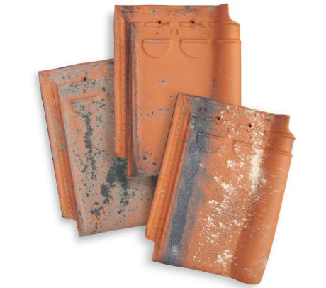 Single product shot of a Stormpan 44 Cottage roof tile