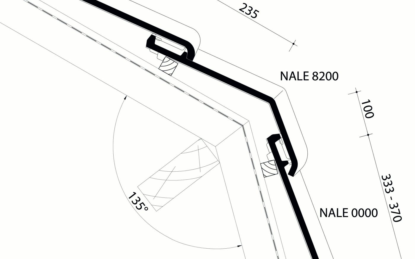 Alegra 10 TE - Lengtedoorsnede dak ter hoogte van knikpan