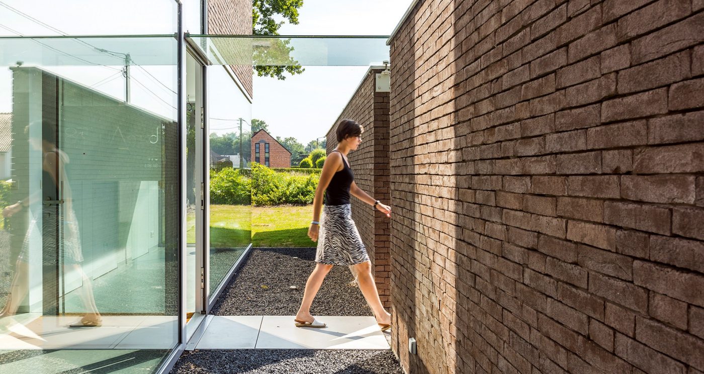 Referentie met traditionele gevelstenen