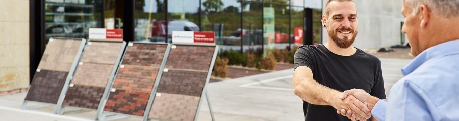 Aankopen van Wienerberger bouwmaterialen bij bouwhandel