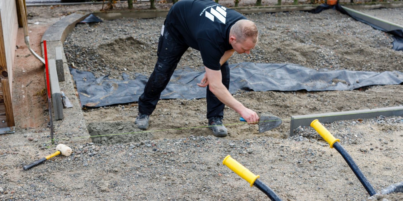 Installing pavers 