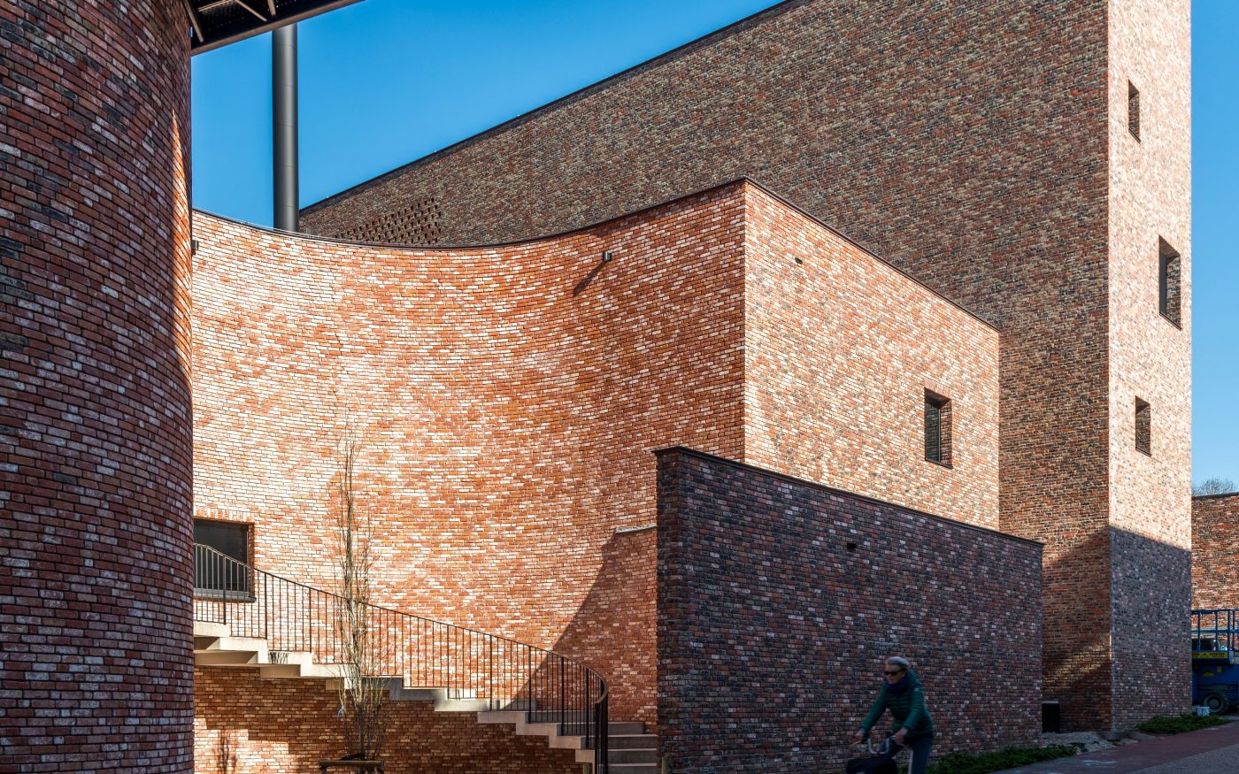 Reference photo renovation and new construction office and brewery in Bellegem