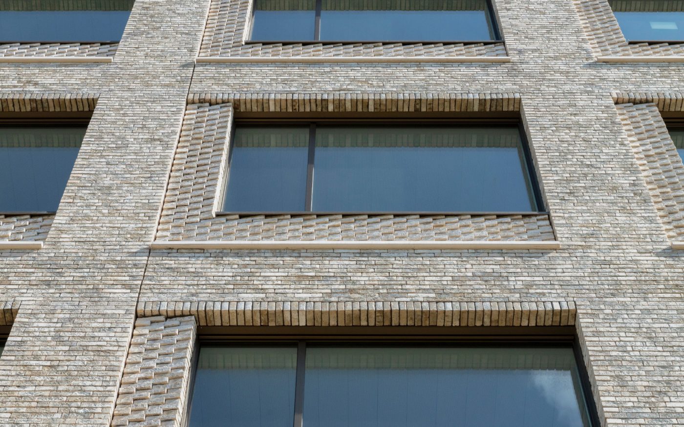 Reference photo new construction office building in Kortrijk