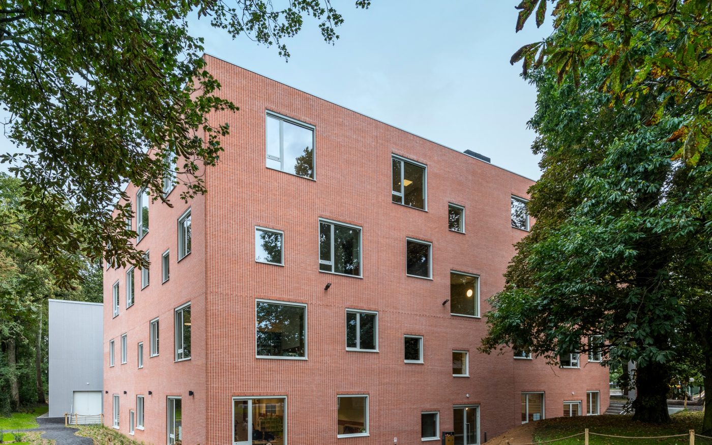 Reference photo new construction education in Etterbeek