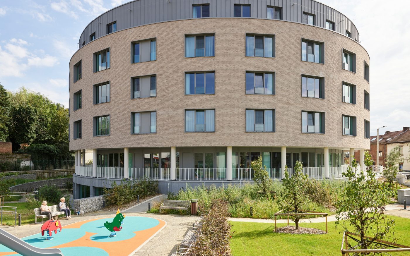 Reference photo new construction healthcare in  Gosselies