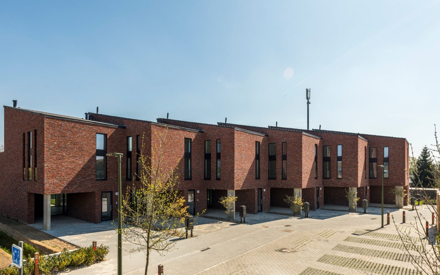 Reference photo new construction single family in Geetbets