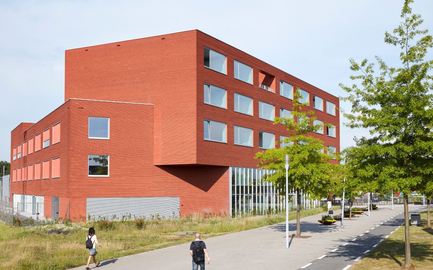 Reference photo new construction education in Kortrijk