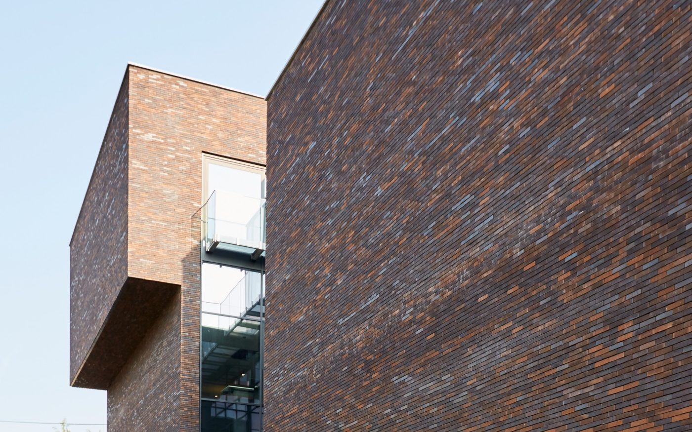 Reference photo new construction office and apartment in Nijvel