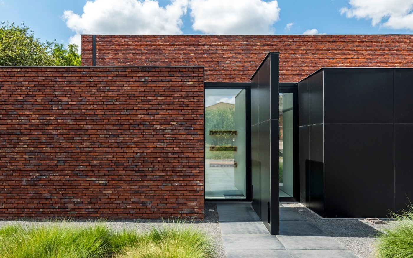 Reference photo new construction single family in Kerniel