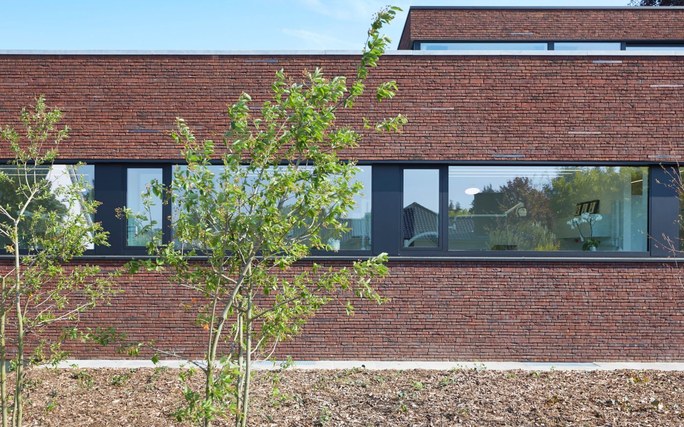 Reference photo new construction healthcare and apartment in Kortrijk