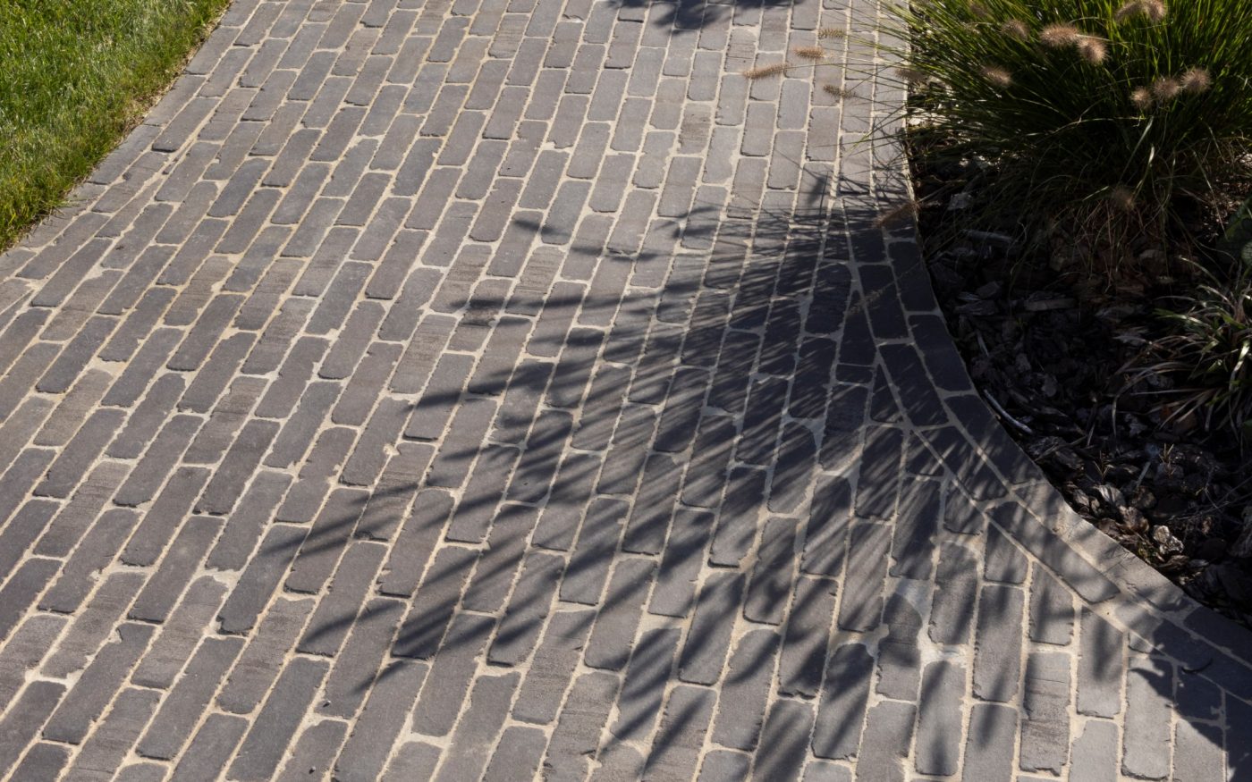 Reference photo private landscaping in 