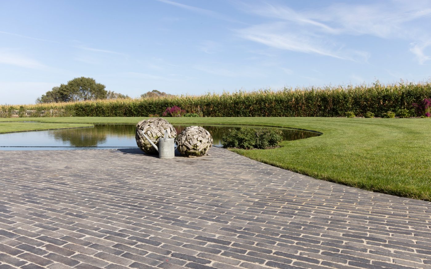 Reference photo private landscaping in 