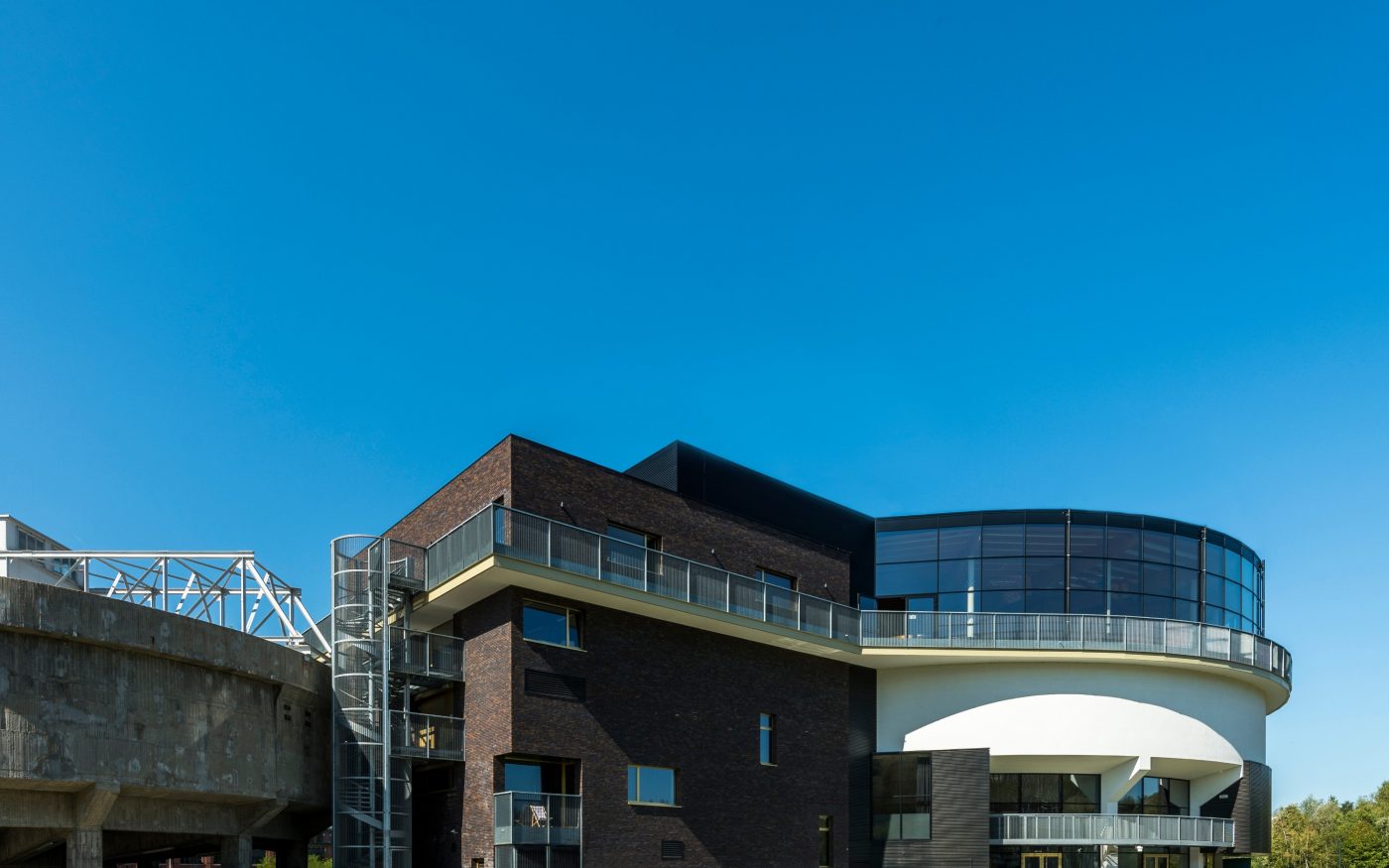 Reference photo renovation utility in Beringen