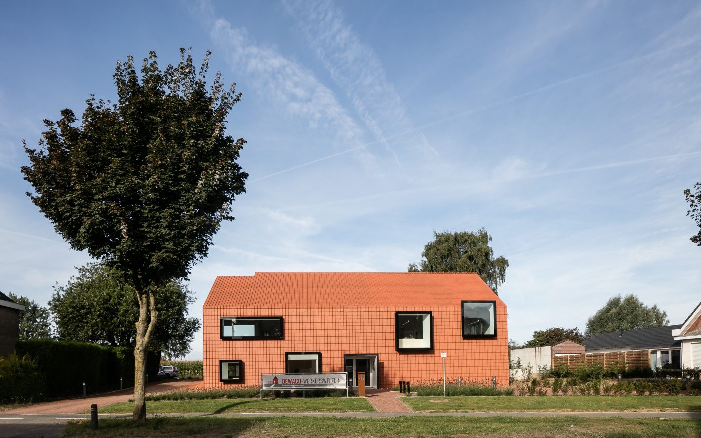 Reference photo Renovation office in Denderleeuw