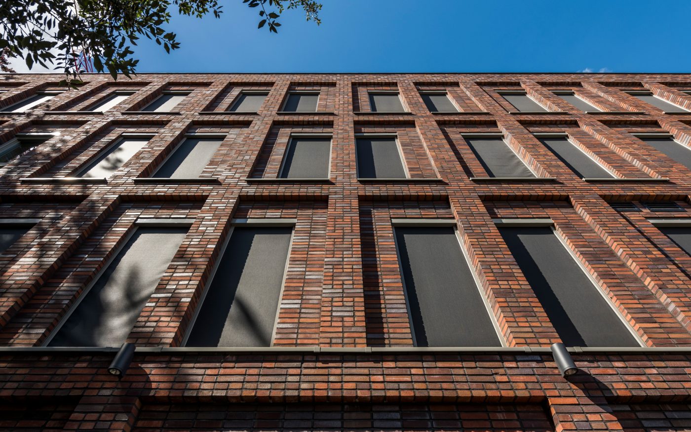 Reference photo renovation utility in Brugge