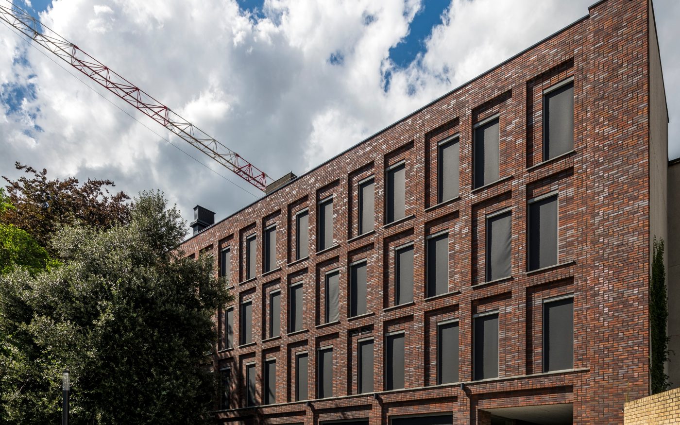 Reference photo renovation utility in Brugge