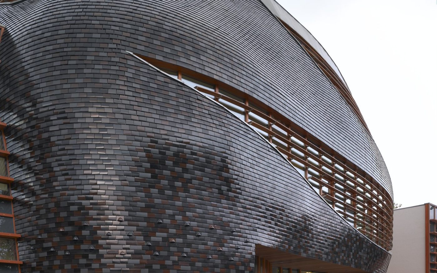 WWF Main Office Buildings with facing brick and clay roof tile; Brick Award 2008 Winner Special Prize; T.M. RAU; Photo: Christian Richters