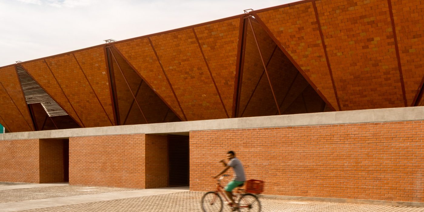 Matamoros Public Market. Brick Award 22 Category "Sharing public spaces". C733. outside view