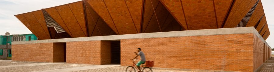 Matamoros Public Market. Brick Award 22 Category "Sharing public spaces". C733. outside view