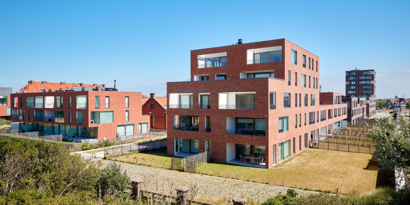 Reference photo new construction apartment in Oostende with Brick-mix: 30% Tinto, 30% Heukelom, 25% Cobra and 15% Ombra