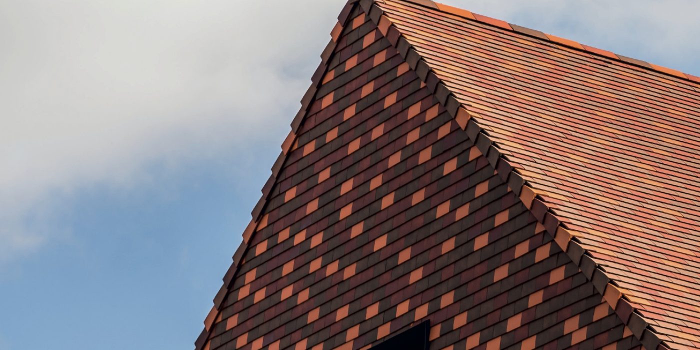 Reference photo new construction single family in Reet