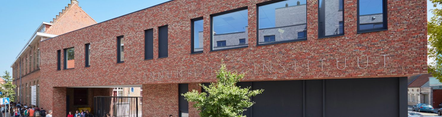 Uitbreiding schoolgebouw in Veurne