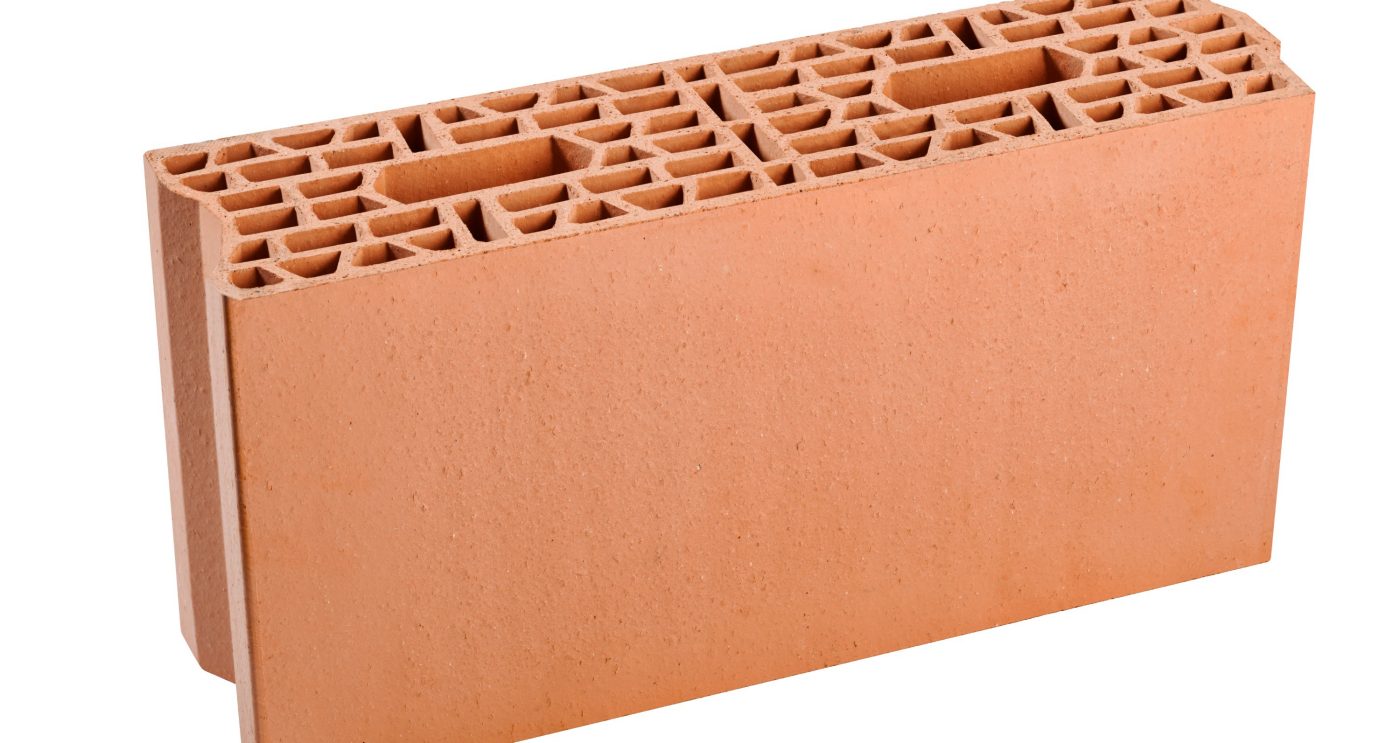 Single product shot of a Porotherm PLS Newton in 500 x 138 x 249 format