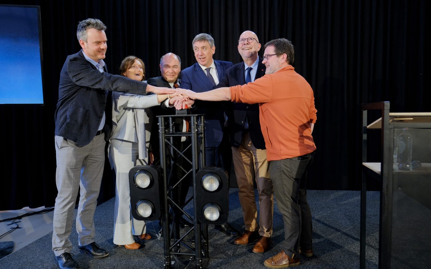 Wevolt X-Tile - Ekowood