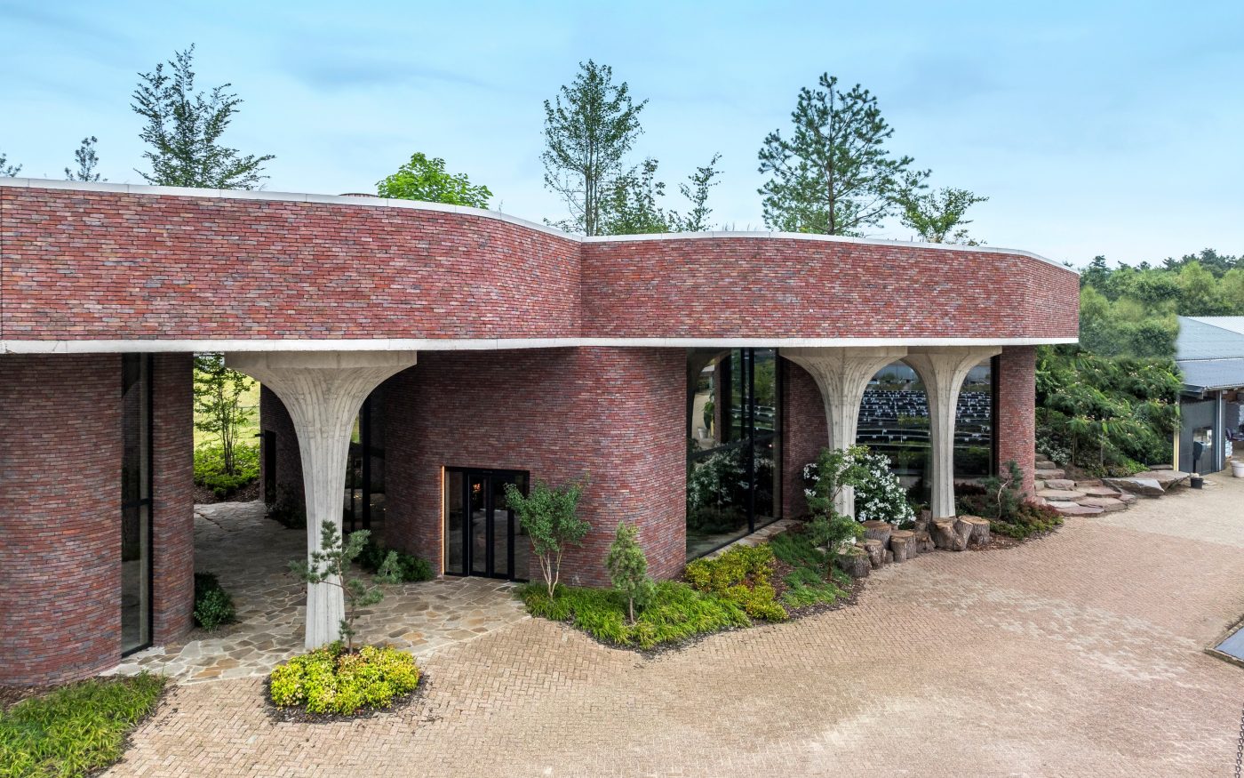 Reference photo new construction commercial building in Laakdal