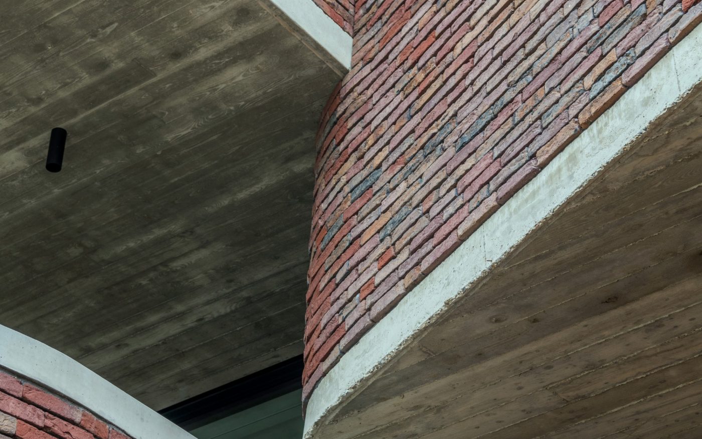 Reference photo new construction commercial building in Laakdal