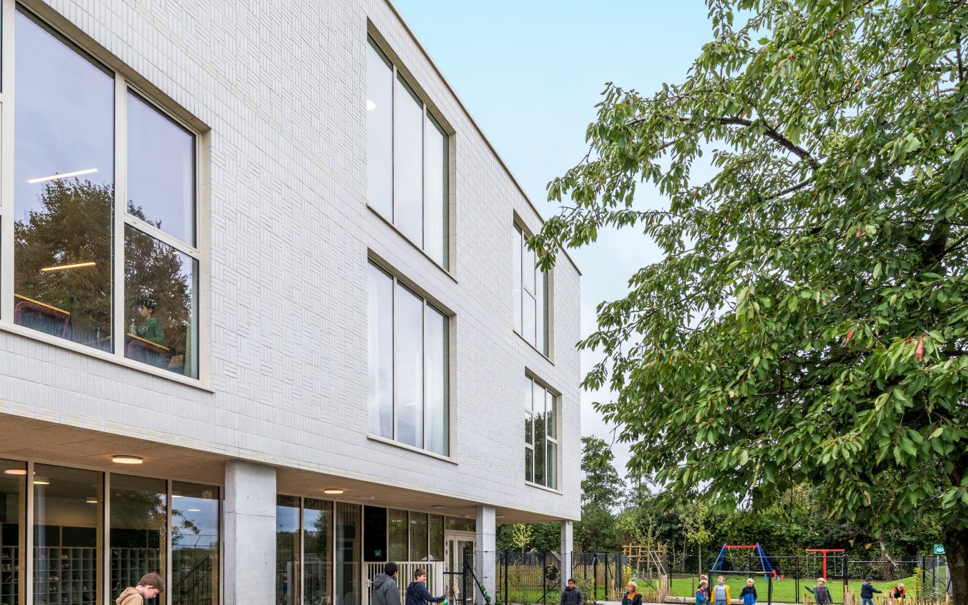 Reference photo new construction education in Asse