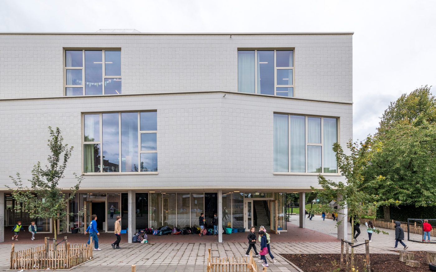 Reference photo new construction education in Asse