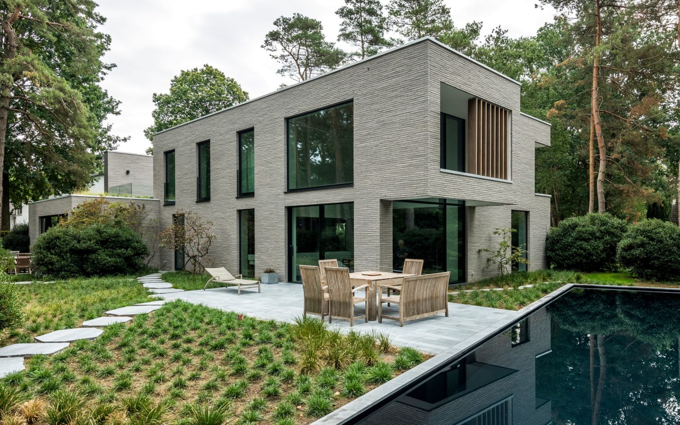 Reference photo renovation multi family in Bonheiden