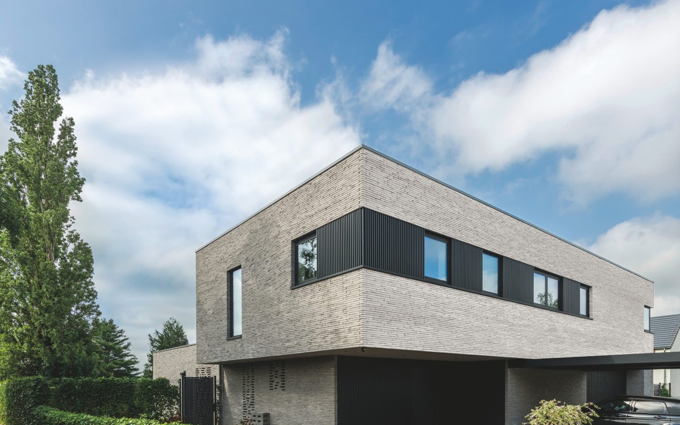 reference photo new construction single family in Malonne