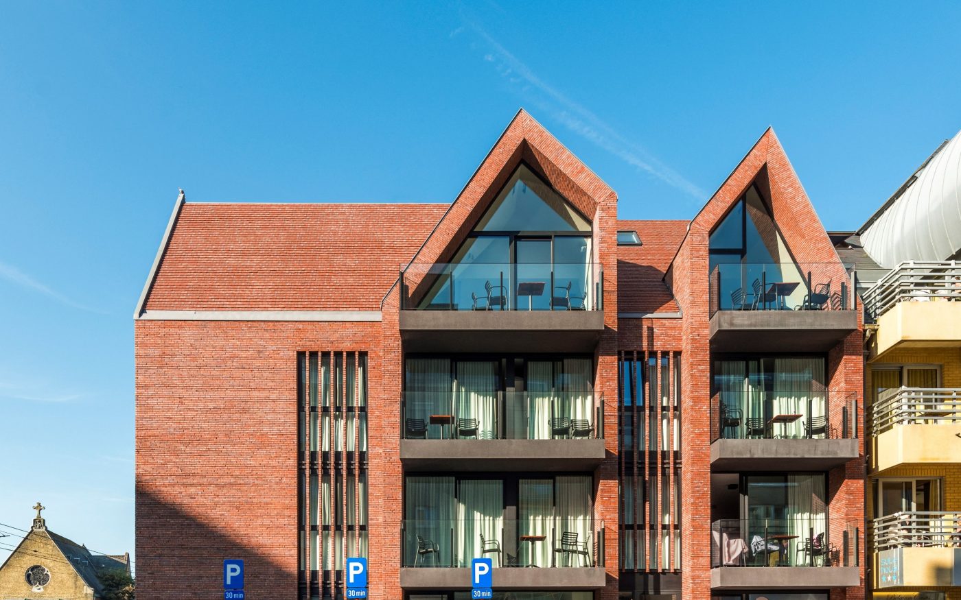 Reference photo renovation hotel in Westende 