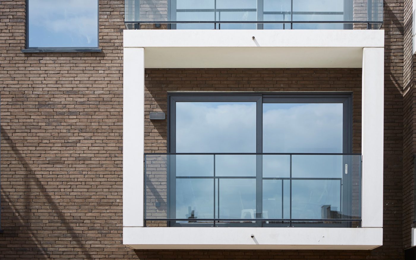 Reference photo new construction single family and apartment in Ronse