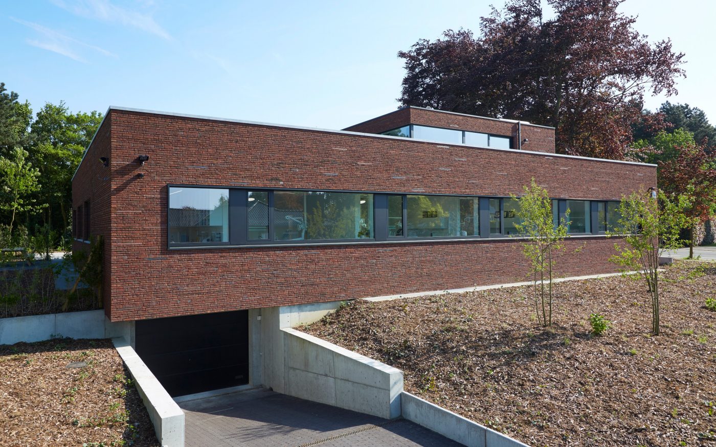 Reference photo new construction healthcare and apartment in Kortrijk