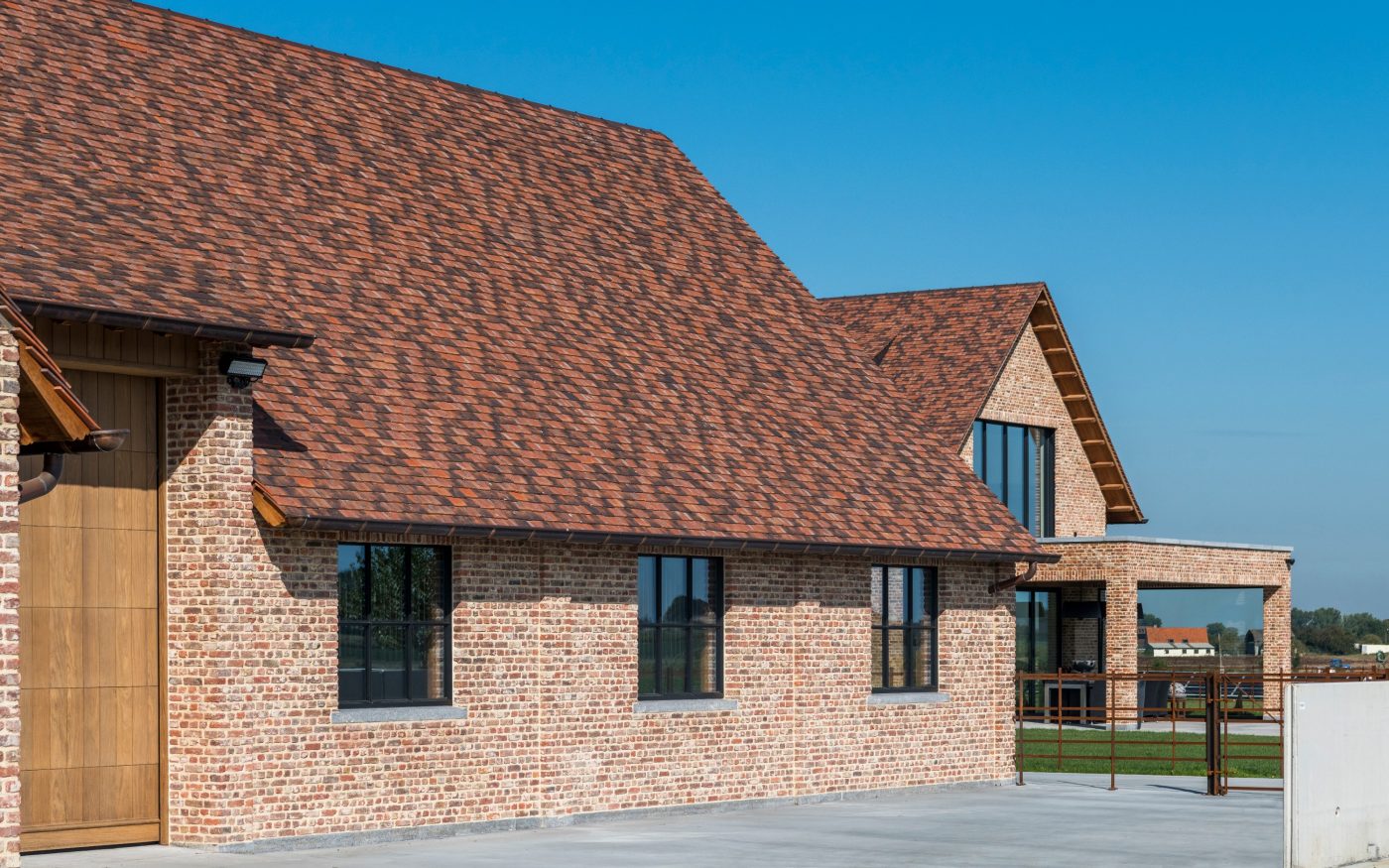 Reference photo new construction single family in Staden