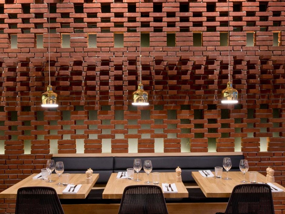 Egala Koraalrood VB WF | New Construction Restaurant Colonel | Brussels, Belgium | Architect: Dirk de Leeuw Architecten, Brussels, in collaboration with Diego Carrion and Cécile Grosjean | Client: BVO Food sprl | Completion Date: 2015-01-01