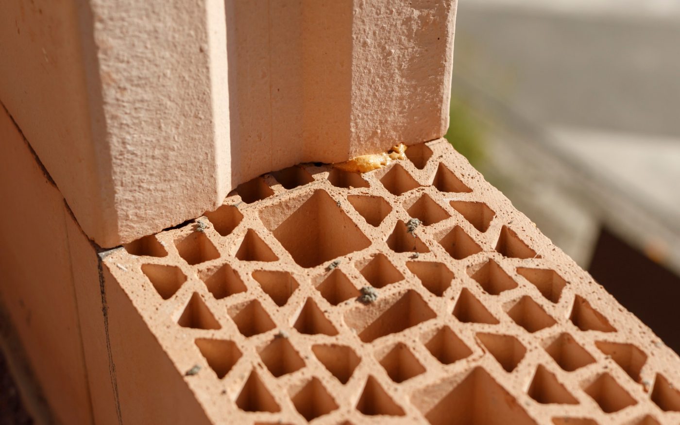 Installing PLS Newton with Dryfix on yard Herstal