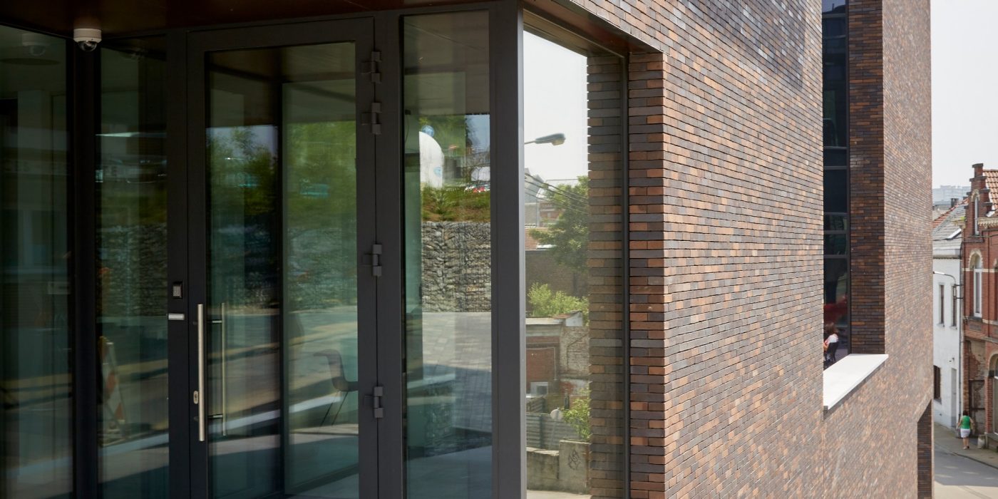 Reference photo new construction office and apartment in Nijvel