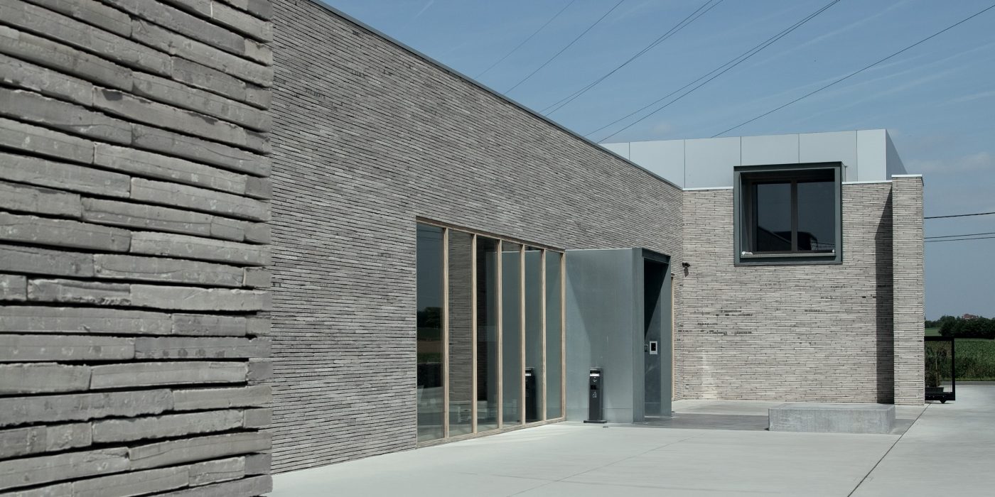 New construction public building in Otegem