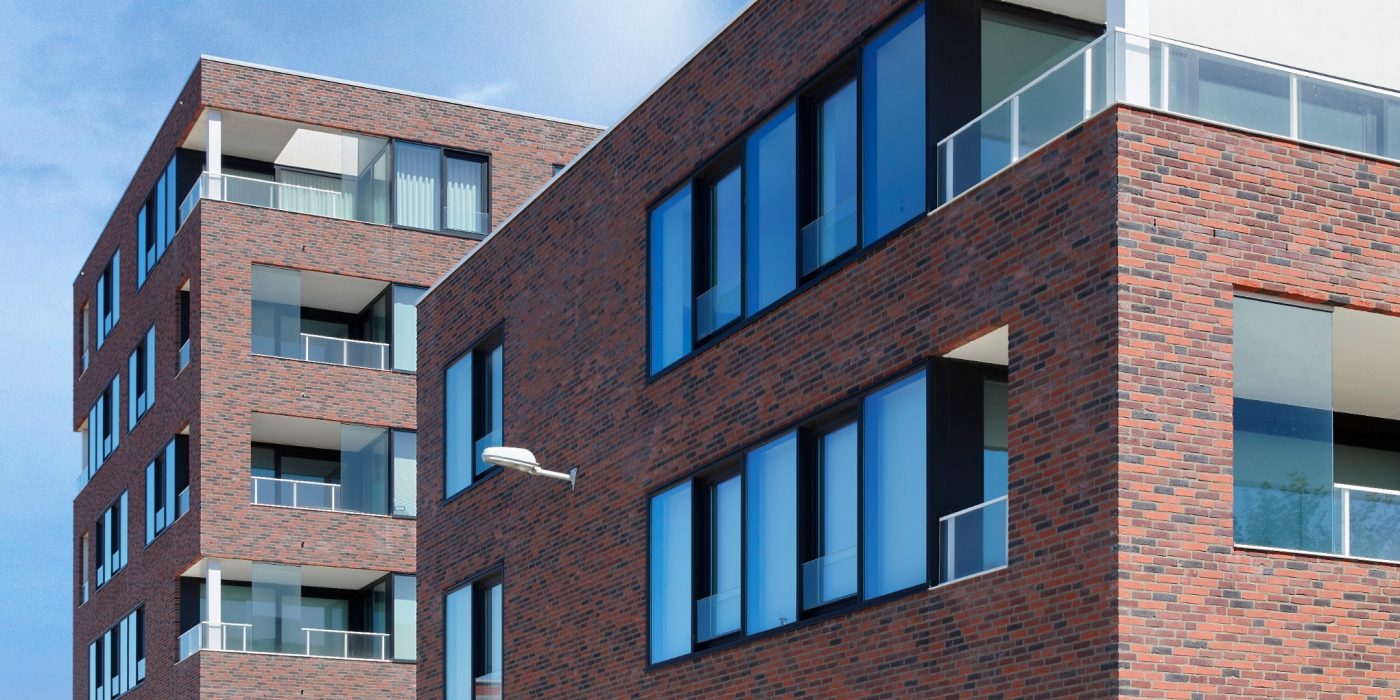 Reference photo new construction apartment in Oostende with Brick-mix: 30% Tinto, 30% Heukelom, 25% Cobra and 15% Ombra