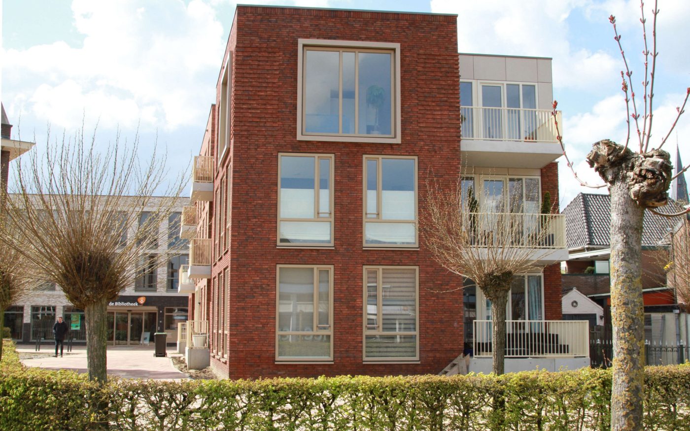 Timm-Antiek HV CB & Menton HV CB, ClickBrick Pure. Architect: Opzoom Architecten. Builder: Wessels Bouwgroep. New construction appartments and commercial space | Lichtenvoorde. 