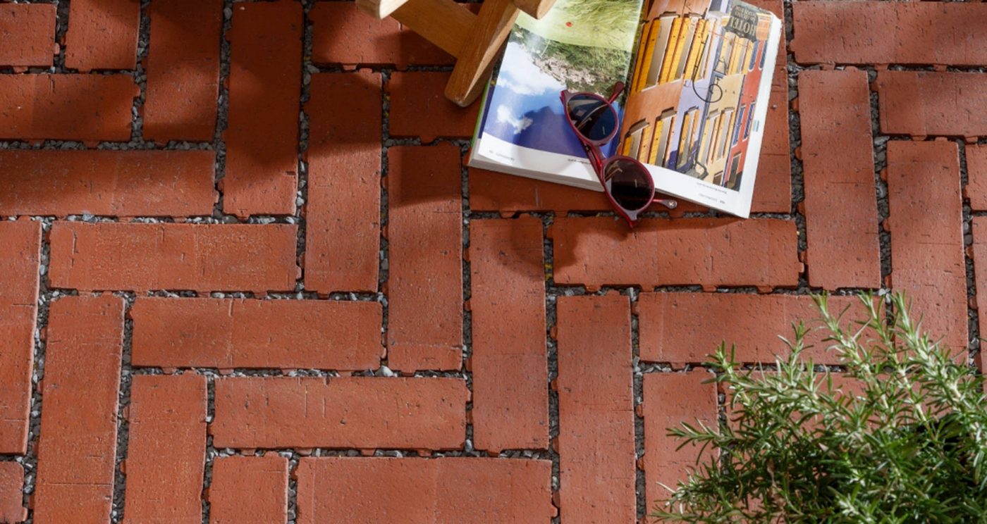 Referentie met Eco-Brick