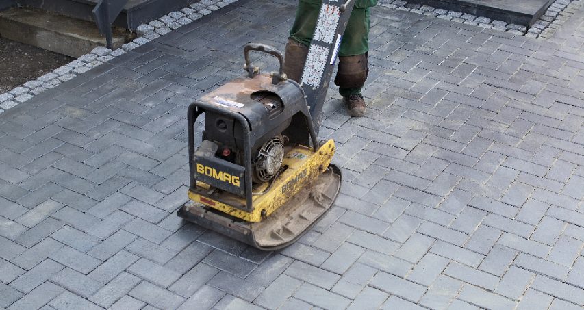 Kleiklinkers plaatsen