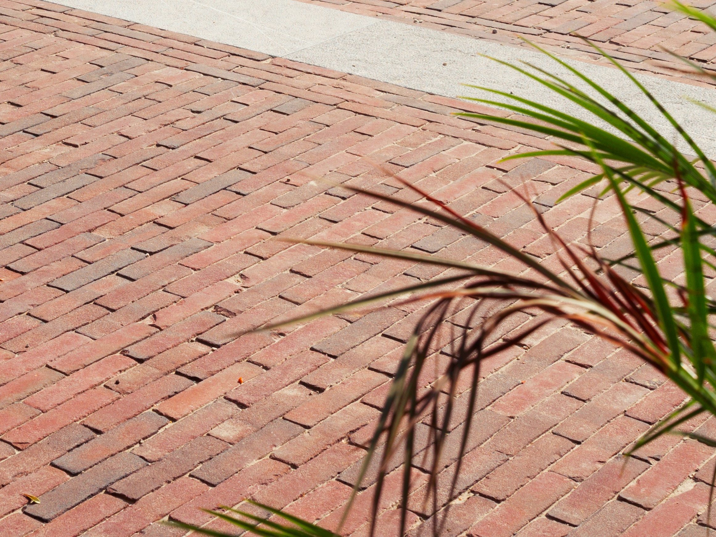 Reference photo infrastructure landscaping in Laken