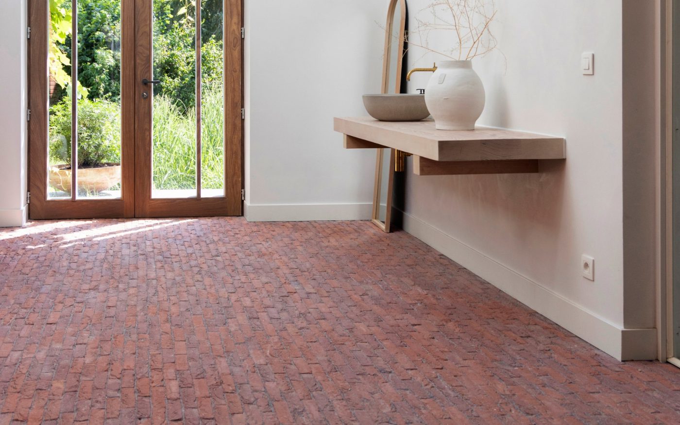 Reference photo interior pavers in Hoogstraten
