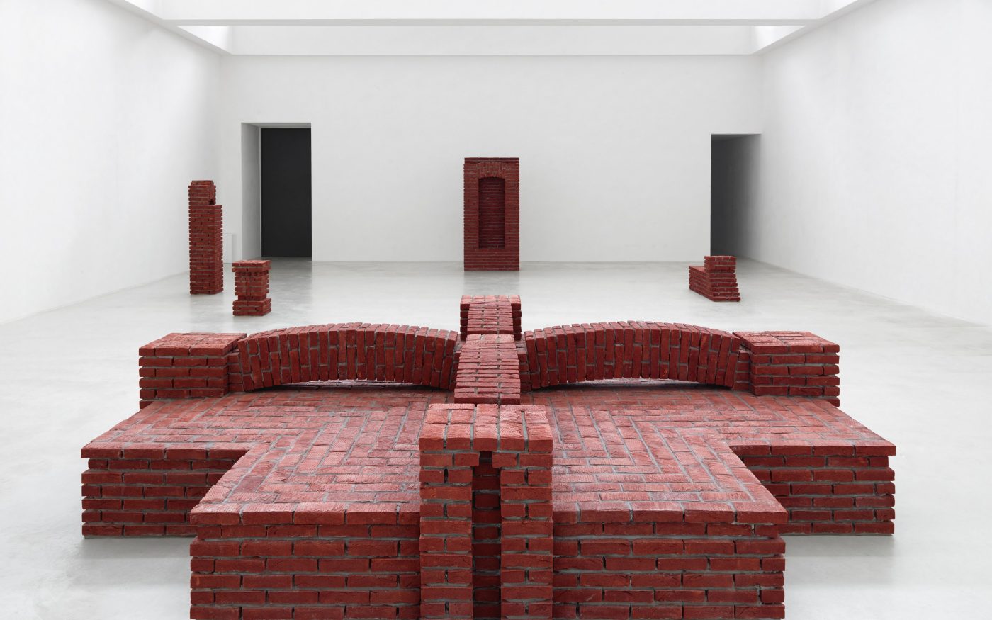 Baksteensculpturen van Per Kirkeby