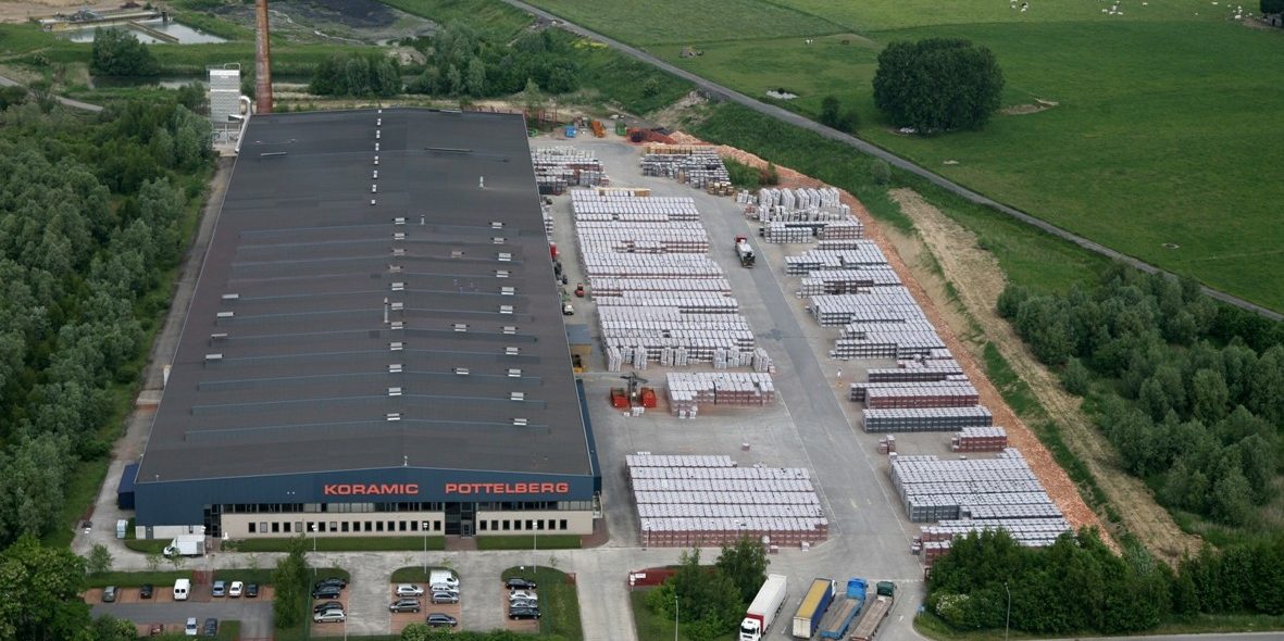 Luchtfoto van productiesite Moeskroen (TDH)